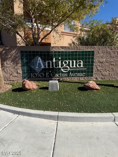 property at 1050 E Cactus Ave