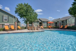 Arbors Of Burleson in Burleson, TX - Building Photo