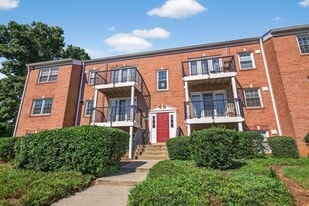 9483 Fairfax Blvd in Fairfax, VA - Building Photo