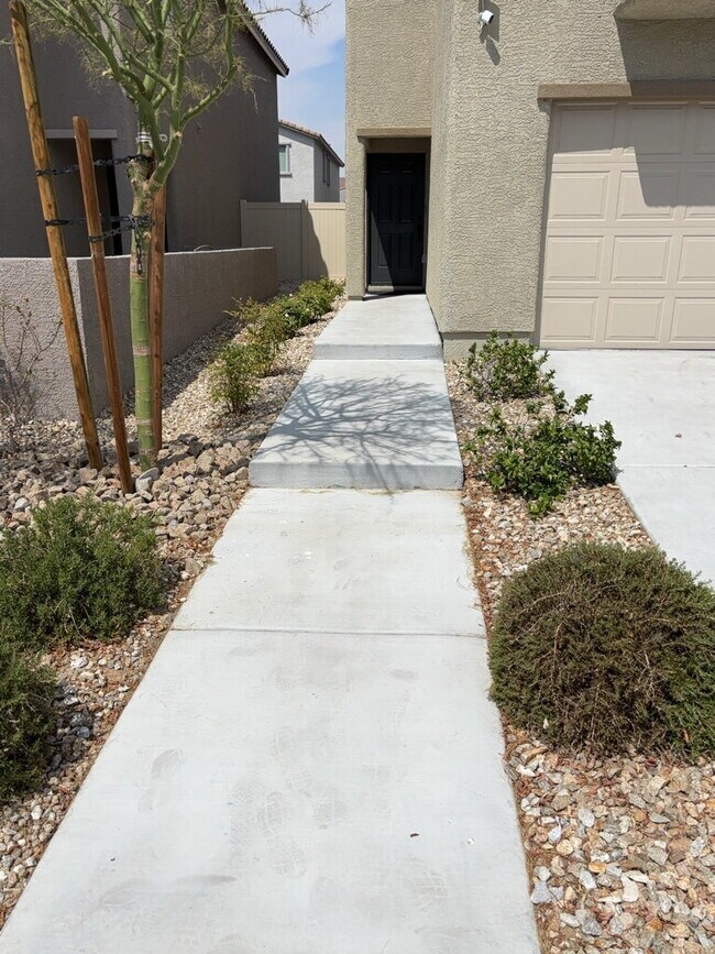 property at 6973 Noche Calida St