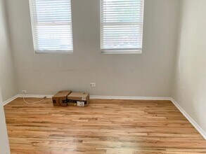 2835 N Racine Ave in Chicago, IL - Building Photo - Building Photo