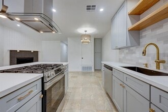 11427 Ptarmigan Dr in Austin, TX - Building Photo - Building Photo