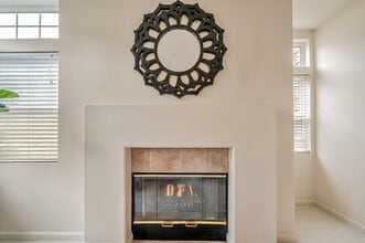 324 Callippe Ct in Brisbane, CA - Building Photo - Building Photo