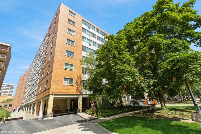 property at 1516 Hinman Ave