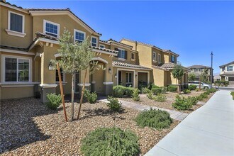 3590 Credere Ln in Henderson, NV - Building Photo - Building Photo