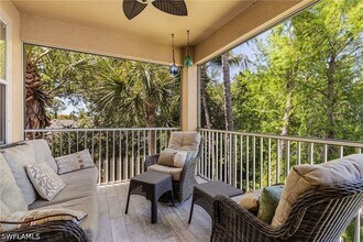 9651 Spanish Moss Way in Bonita Springs, FL - Building Photo - Building Photo