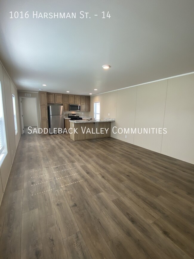 1016 Harshman St in Rawlins, WY - Building Photo - Building Photo