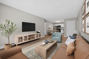 Eagle Rock Apartments at Hudson in Hudson, NH - Building Photo