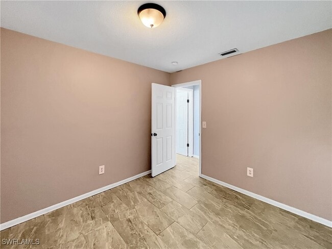 property at 2210 Parkview Dr