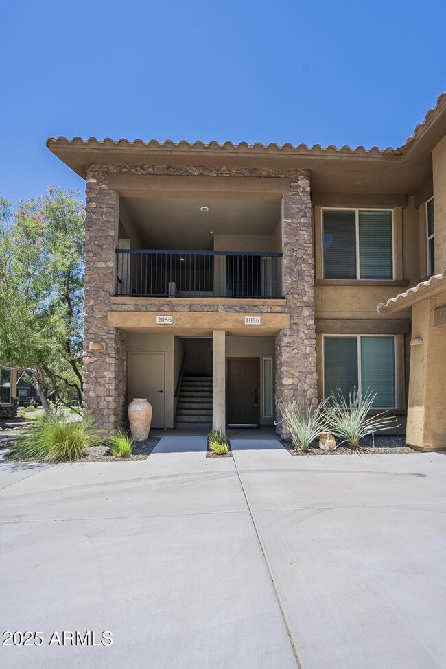 2425 W Bronco Butte Trl in Phoenix, AZ - Building Photo - Building Photo