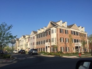 95 Central Ave in Metuchen, NJ - Foto de edificio - Building Photo