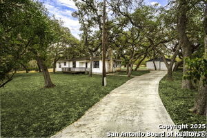 7 N Star Rd in Boerne, TX - Building Photo