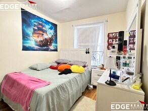 1 Linden St, Unit 4A in Boston, MA - Foto de edificio - Building Photo