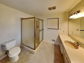 4 Otis Way in Los Altos, CA - Building Photo - Building Photo