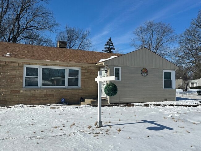 2901 Lexington Dr in Hazel Crest, IL - Building Photo - Building Photo