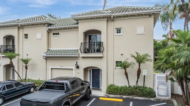501 Knights Run Ave in Tampa, FL - Building Photo - Building Photo