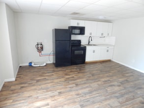 1603 N Main St in Anderson, SC - Building Photo - Building Photo