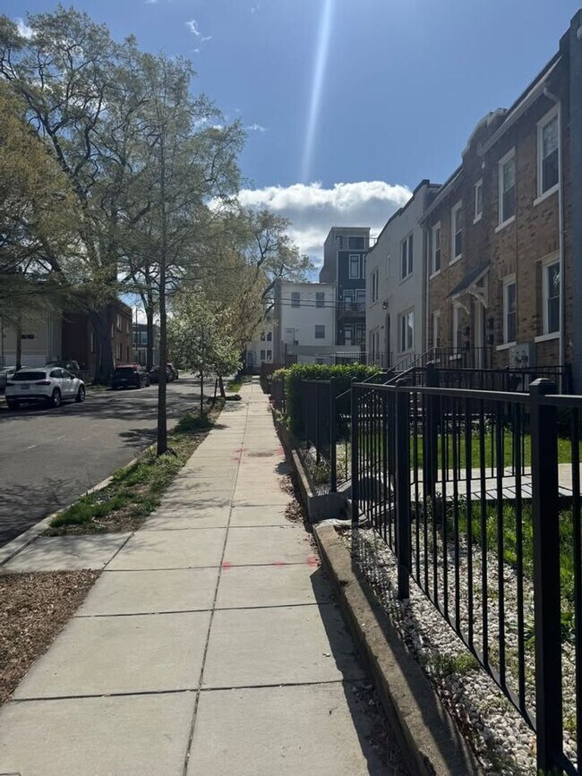 1137 Owen Pl NE in Washington, DC - Building Photo - Building Photo