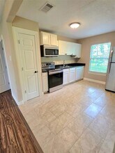 1008 Southampton Dr in Angleton, TX - Building Photo - Building Photo