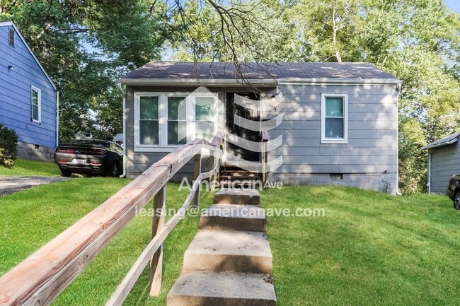 property at 6835 Askew Ave