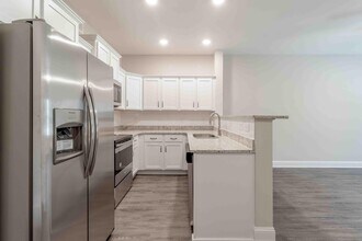 271 Smithson Ln in Clarksville, TN - Building Photo - Building Photo