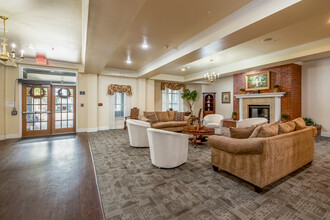 Wright Senior Apartments in Grand Prairie, TX - Building Photo - Lobby