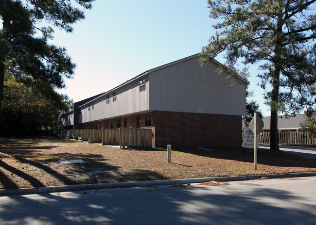 Carteret Pines in Morehead City, NC - Building Photo - Building Photo