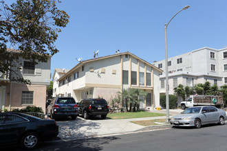 341 N Hayworth Ave in Los Angeles, CA - Building Photo - Building Photo