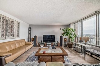 8604-8648 48 Ave NW in Calgary, AB - Building Photo - Building Photo