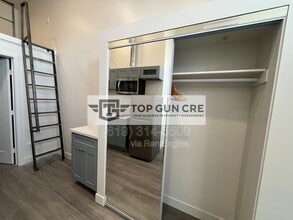 138 W San Ysidro Blvd in San Diego, CA - Building Photo - Building Photo