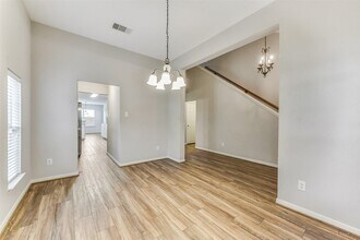 4202 Parry Dr in Pearland, TX - Foto de edificio - Building Photo