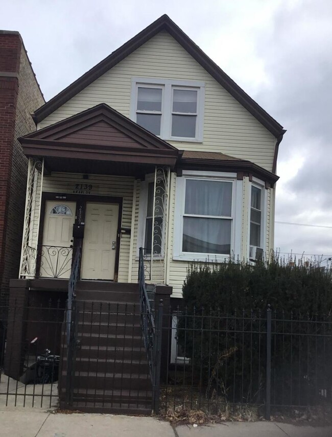 property at 2139 N Karlov Ave