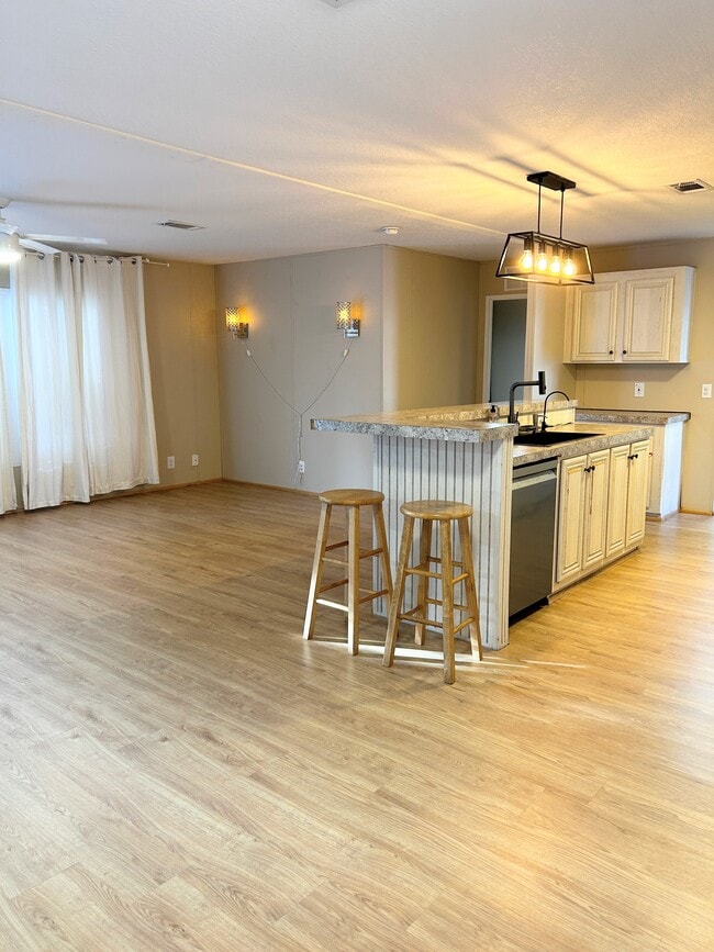 property at 3023 SW 50th St