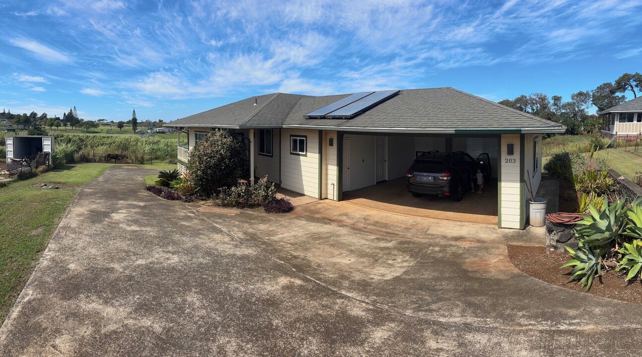 203 Maha Rd in Makawao, HI - Foto de edificio