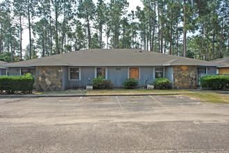 350 Crow Rd in Pensacola, FL - Building Photo - Building Photo