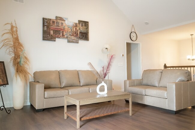 511 Ayden Ln in Clarksville, TN - Foto de edificio - Building Photo