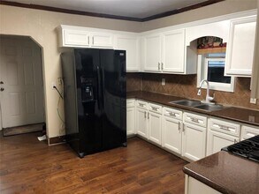 911 Wooding St in Houston, TX - Building Photo - Building Photo