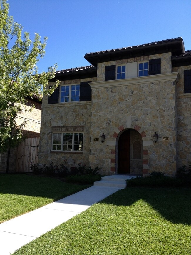 property at 3415 W 4th St