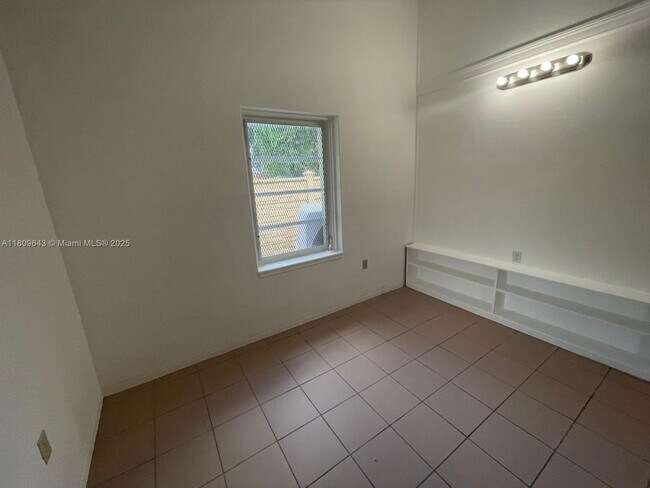 property at 840 SW 7th St