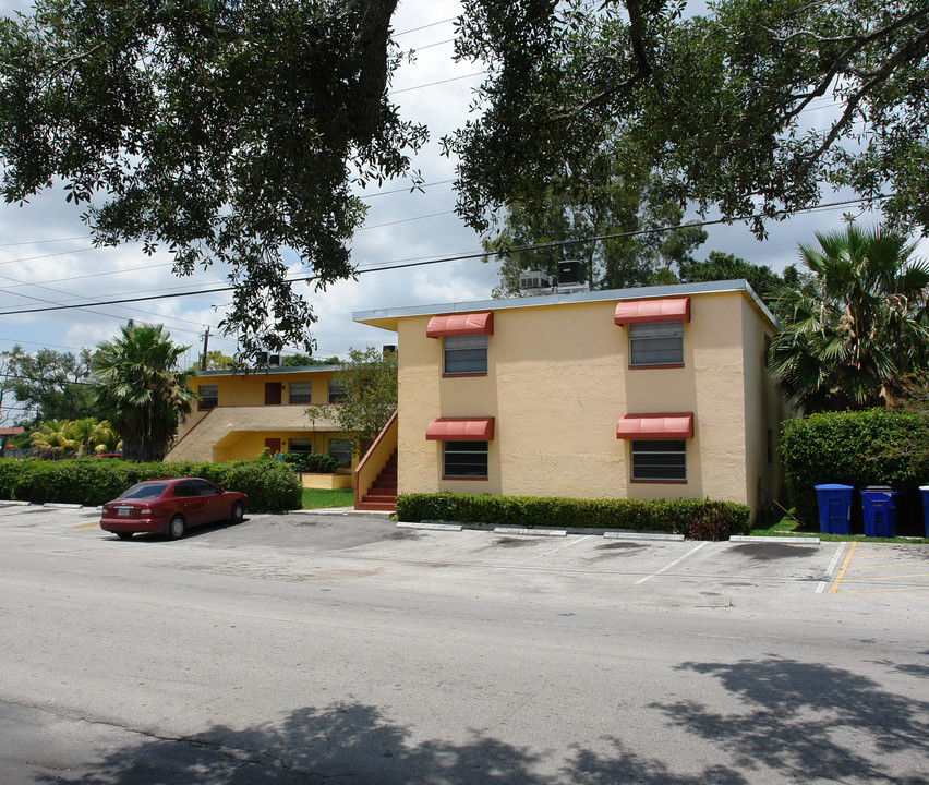 650 SW 15th Ave in Fort Lauderdale, FL - Building Photo