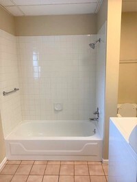 2500 Mandell St photo'