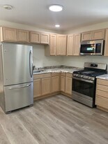 142 Spencer St in Boston, MA - Building Photo