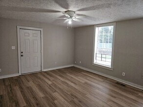422 Meriwether St in Griffin, GA - Building Photo - Building Photo