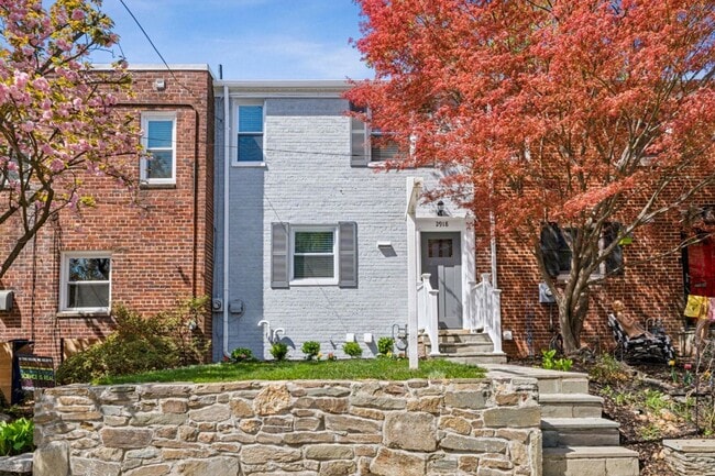 2918 Landover St in Alexandria, VA - Building Photo - Building Photo