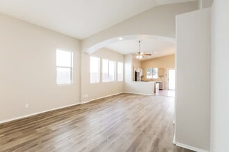 4001 E Timberline Rd in Gilbert, AZ - Building Photo - Building Photo