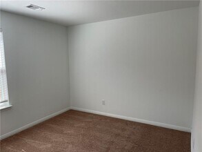 120 Fairfax Ln in Jarrell, TX - Building Photo - Building Photo