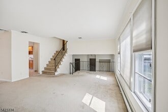2 Eisenhower Rd in Closter, NJ - Building Photo - Building Photo