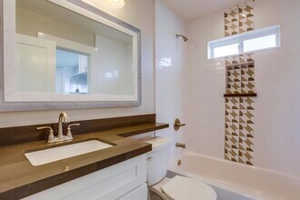 4853 33rd St, Unit Apt B in San Diego, CA - Building Photo - Building Photo