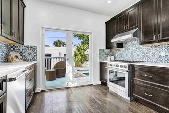 435 35th St in West Palm Beach, FL - Building Photo - Building Photo