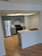 4369 White Pine Ave in Orlando, FL - Building Photo - Building Photo